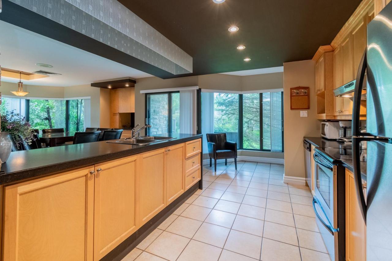 Condo avec parc aquatique ! Beaupré Extérieur photo