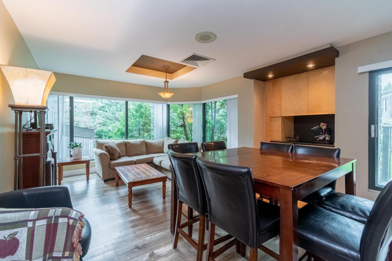 Condo avec parc aquatique ! Beaupré Extérieur photo